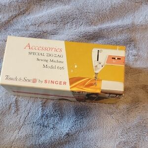 Vintage Singer Model 626 Sewing Machine Accessories Part No. 161872